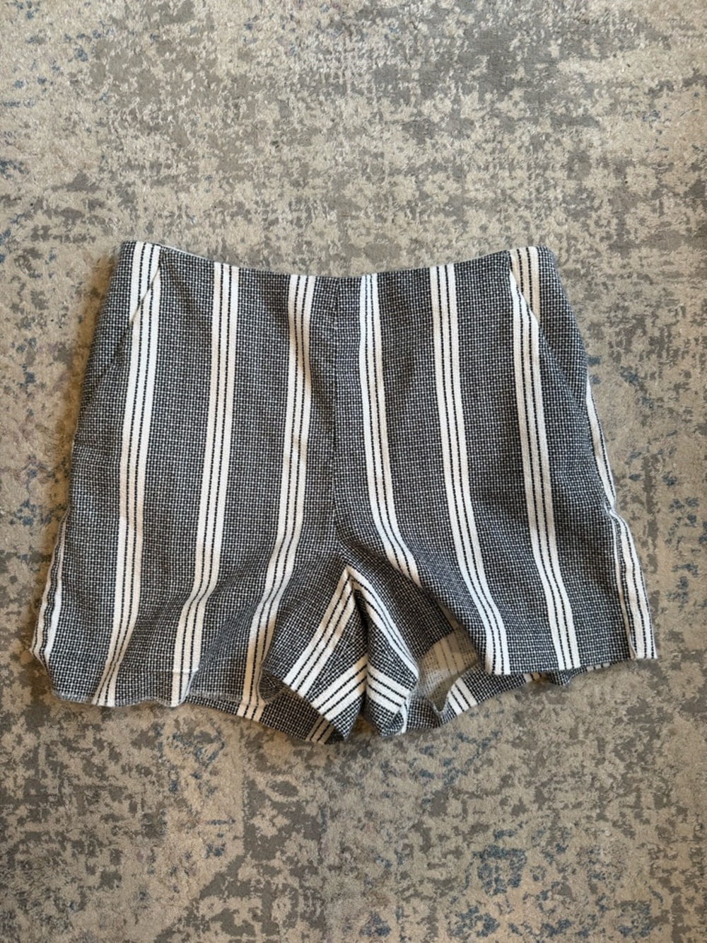 ANN TAYLOR Shorts